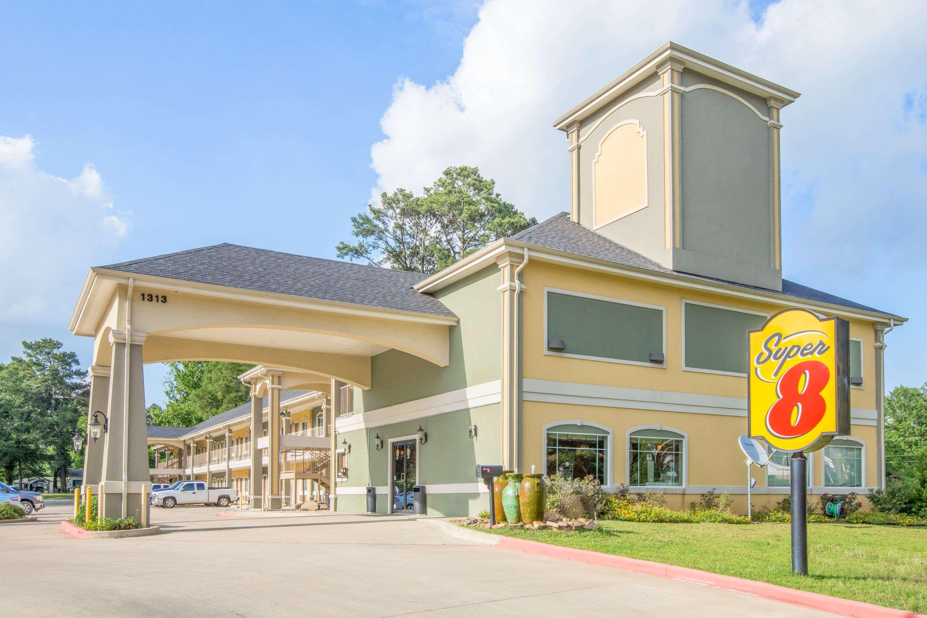 Super 8 by Wyndham Mansfield LA Hotel Eksteriør billede